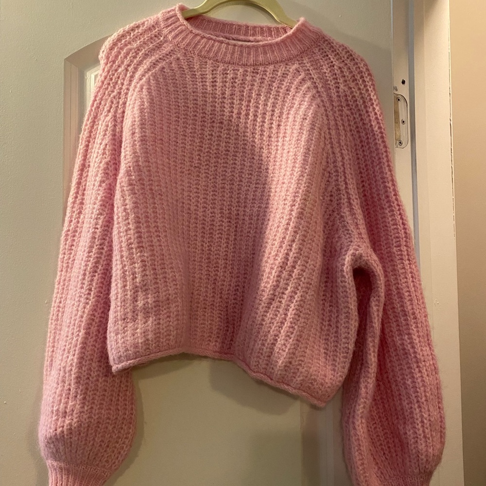 Zara Pink Cropped Sweater
